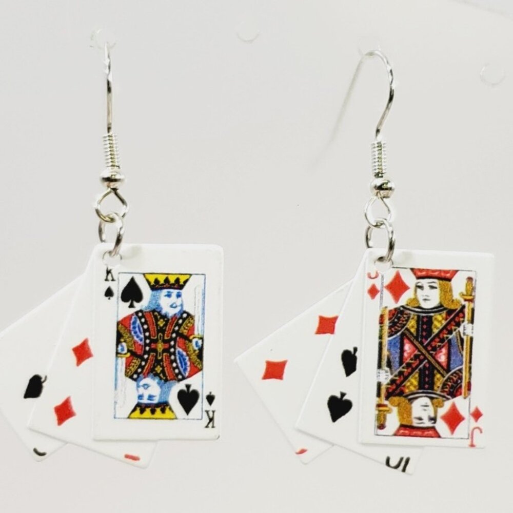 Quality Metal Poker Hands Earrings (97312)